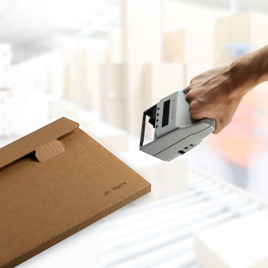 REINER_jetStamp-990-Karton-braun_72dpi.jpg-33075-1024x1024